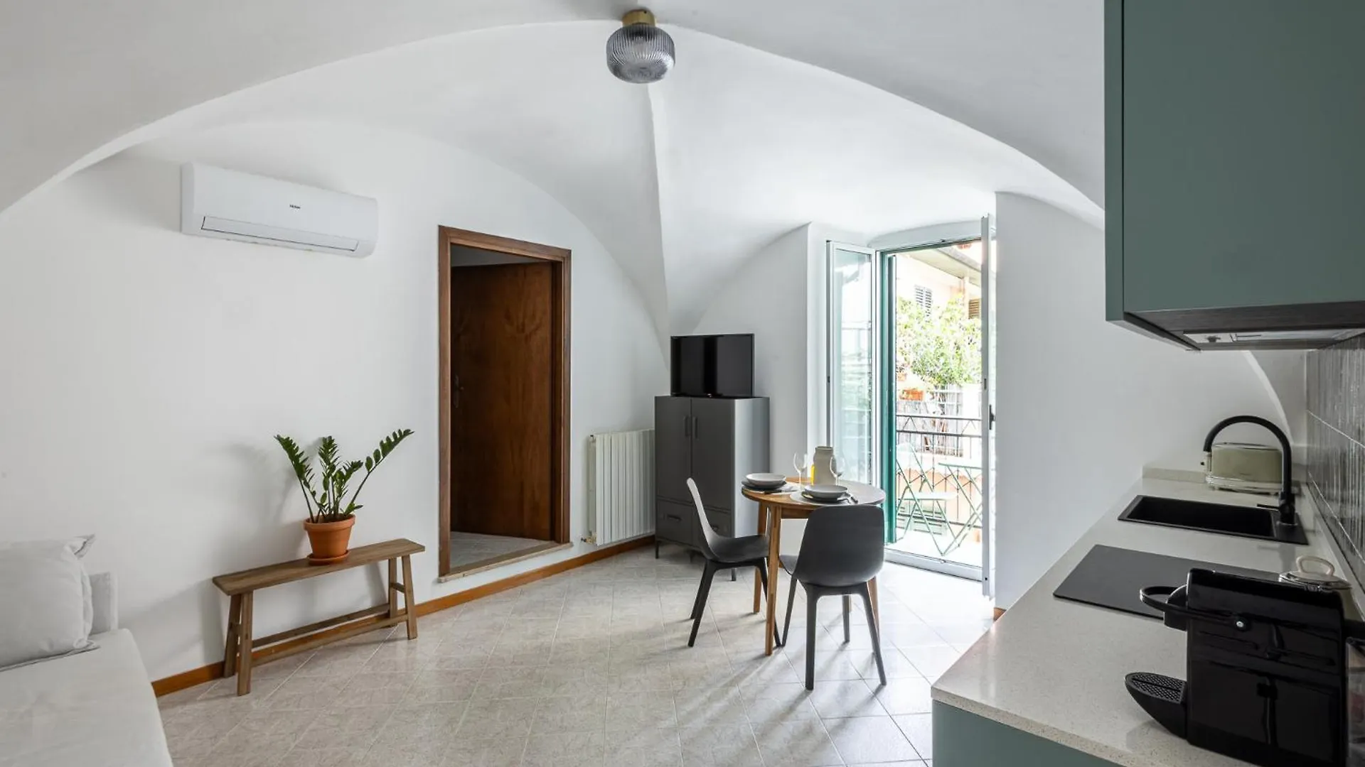 Bordiland 7 Apartment Bordighera 0*,  Italy